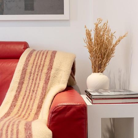 Stay U-Nique Apartments Eslava Seville Ngoại thất bức ảnh