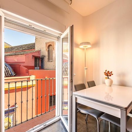 Stay U-Nique Apartments Eslava Seville Ngoại thất bức ảnh