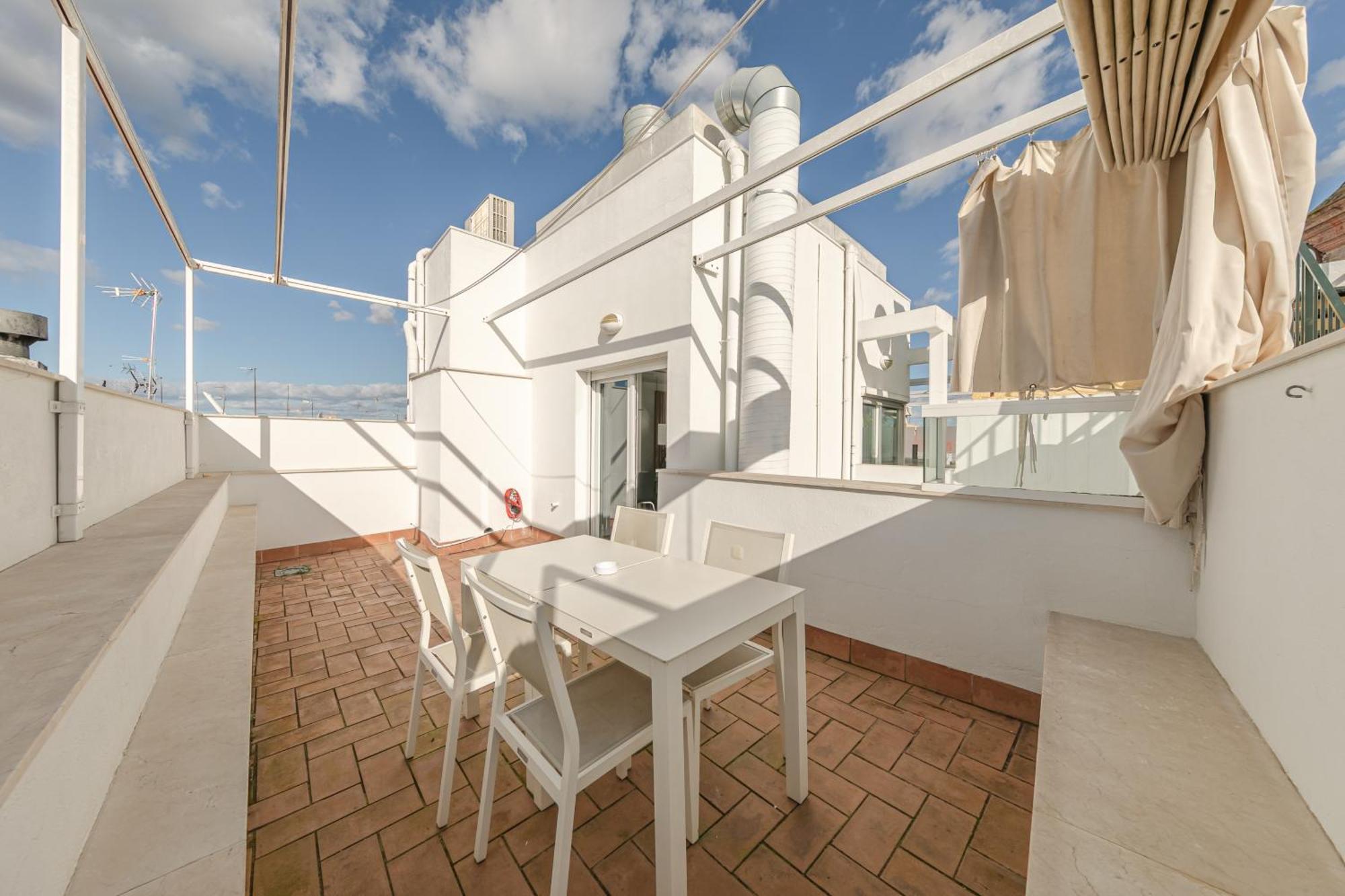 Stay U-Nique Apartments Eslava Seville Ngoại thất bức ảnh