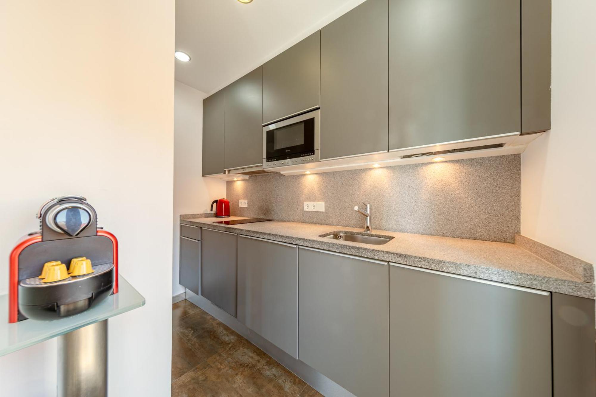 Stay U-Nique Apartments Eslava Seville Ngoại thất bức ảnh
