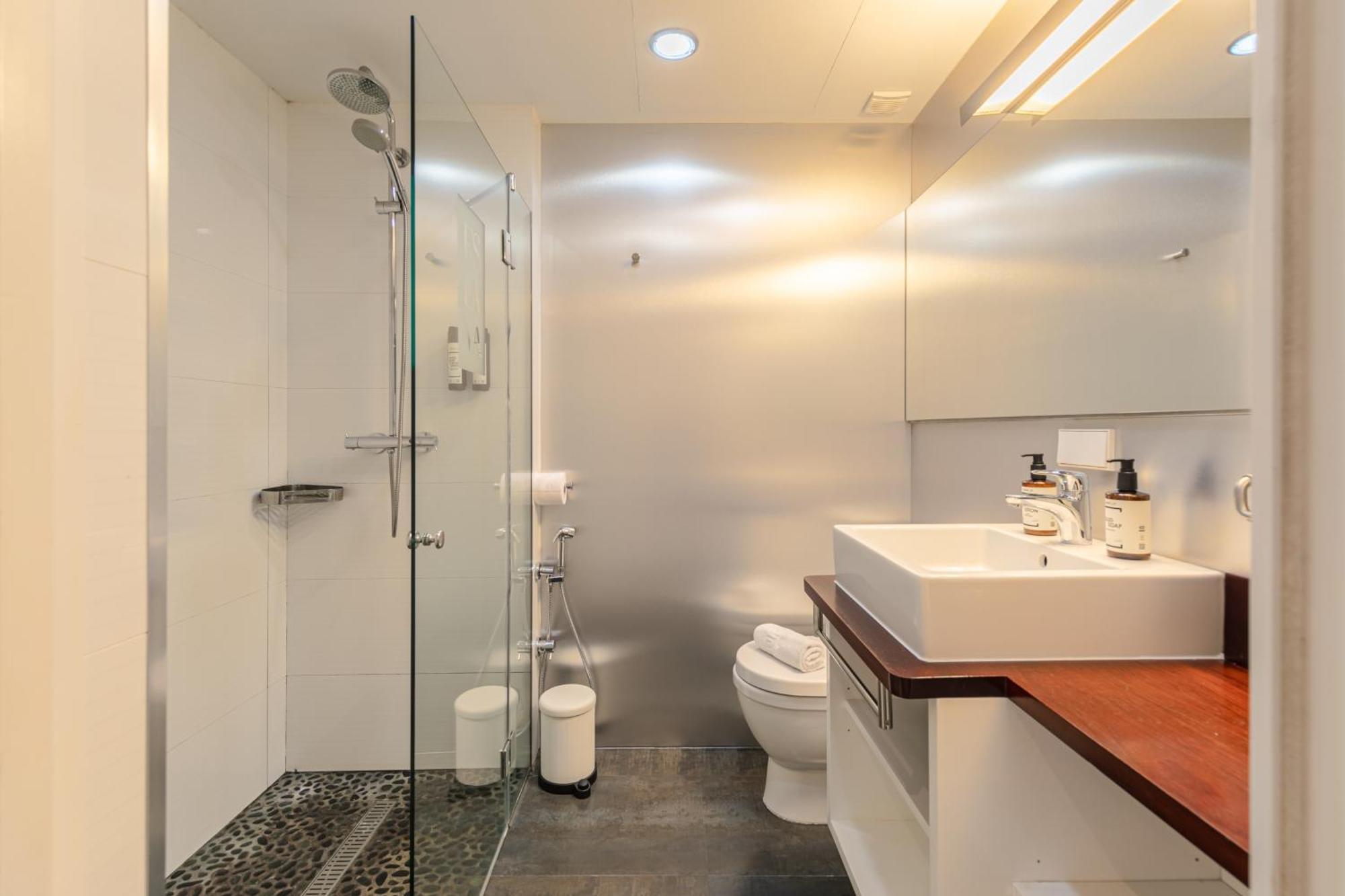 Stay U-Nique Apartments Eslava Seville Ngoại thất bức ảnh